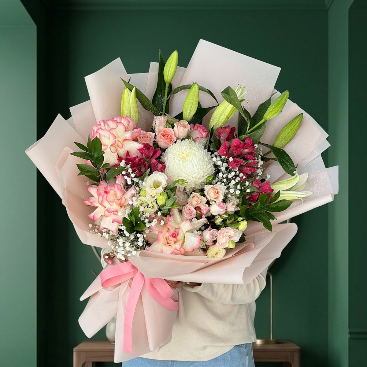 Charming Pink And White Mixed Floral Elegance Collection