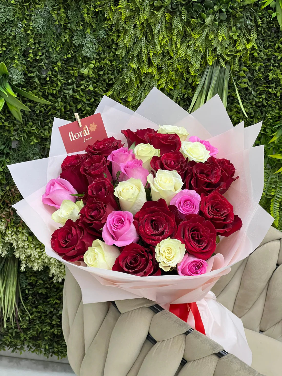 Tri-Color Romance - 31 mix Roses