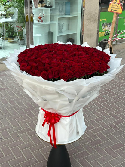 201 Fresh Red Roses Bouquet 70cm