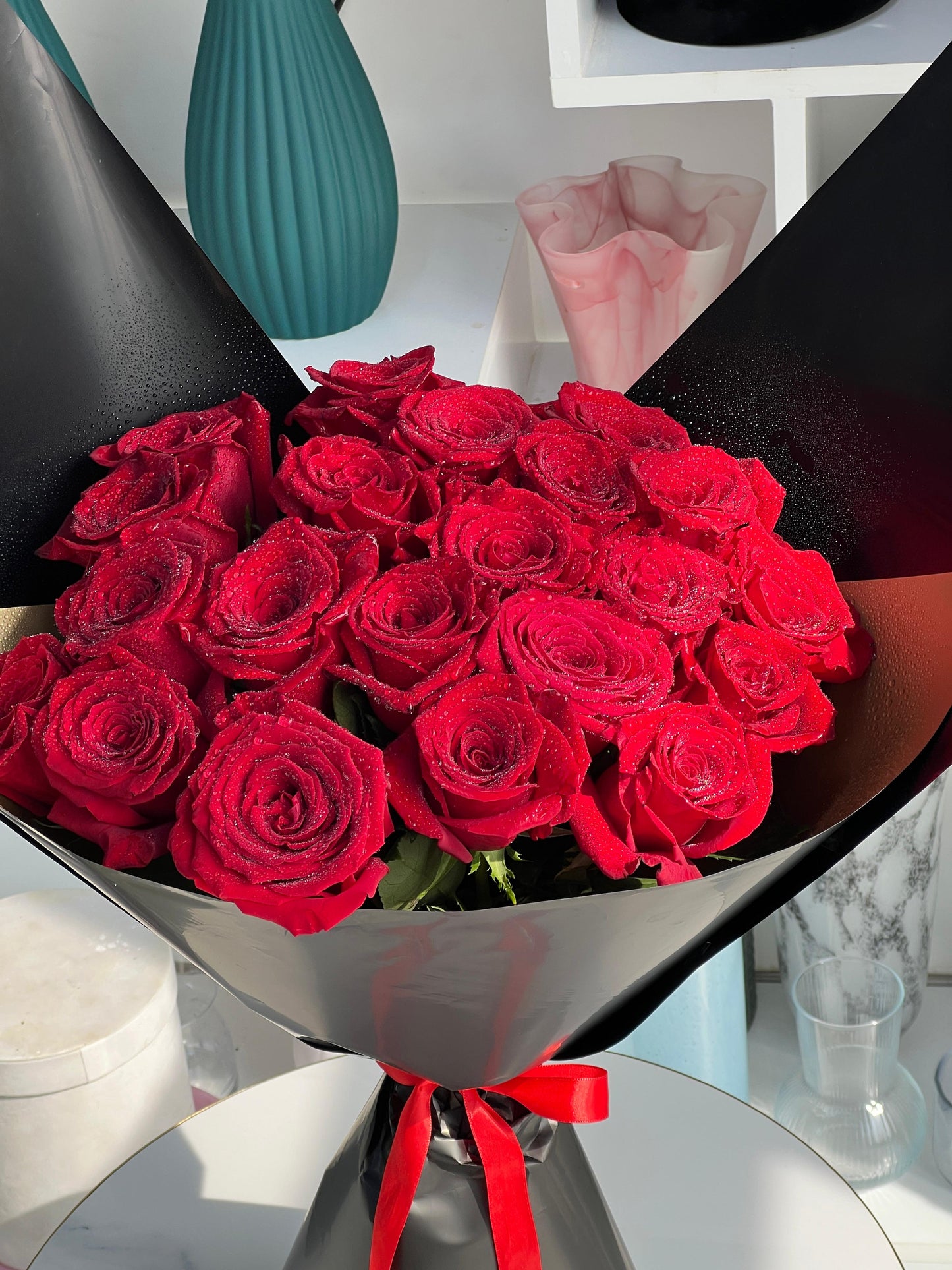 The 31-Rose Luxe Noir