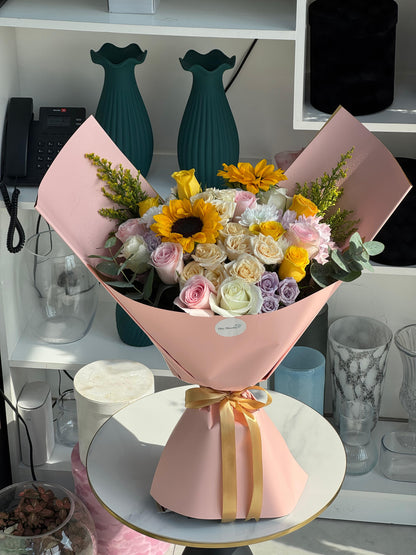 Sunflower Majesty Bouquet